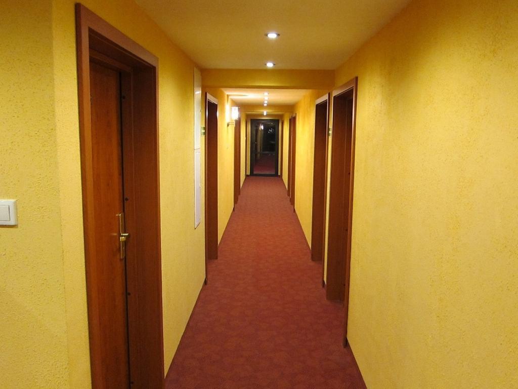 Resort Piaseczno ロズプウチェ エクステリア 写真